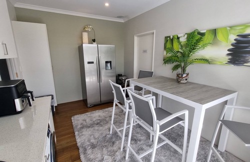 Dunsborough House | Ace on Par Studio- Central Dunsborough