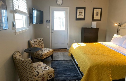 Kings Mountain House | Aces at Kings - A Private Suite