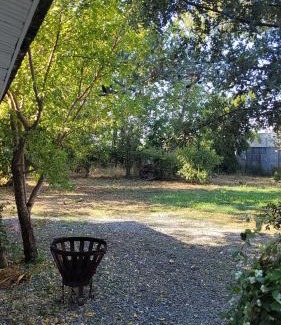 Los Angeles House | Acogedora casa de huéspedes, climatizada.