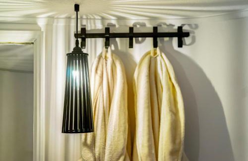 Athens City Centre Apartment | Acropolis Elegant Maisonette by LODGESPOT