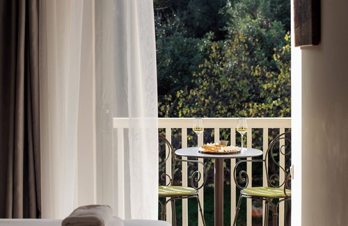 Anafiotika Hotel | Acropolis View Hotel
