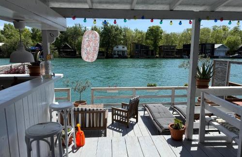 Ulcinj Ski Chalet | Ada Gioia