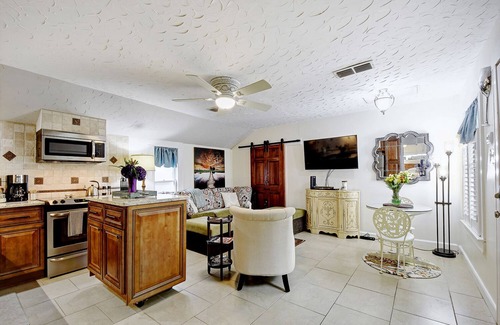 King William House | Adams Guest Full House, King Williams Area, Southtown