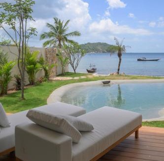 Chaloklum Villa | Adika Beach Villas