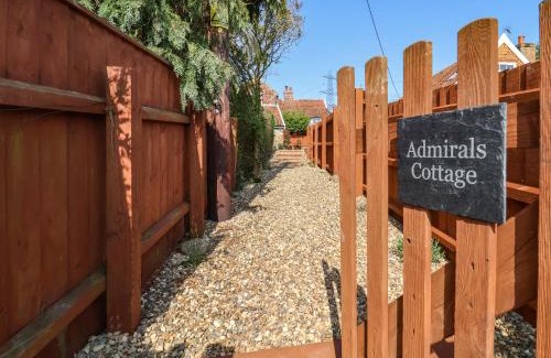 Woodbridge House | Admiral Cottage