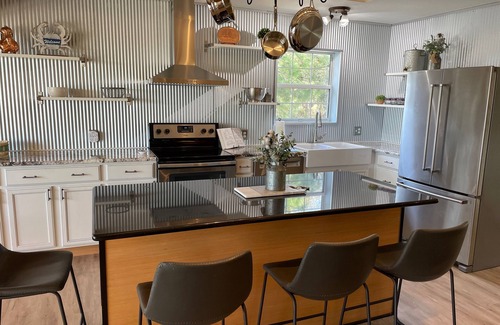 St. Marys House | Admirals Lookout, Luxury 3 Suite waterfront home with deep water boat dock