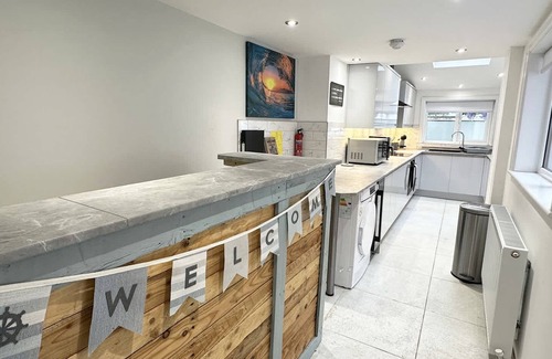 Fleetwood House | Admirals Rest Summary