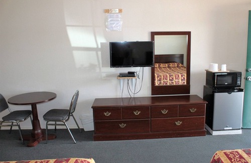 Clint Hotel | Adobe Inn Motel