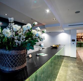 Çagllavicë Hotel | Ador Hotel