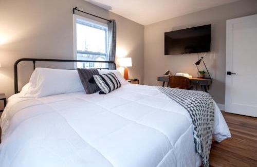 St. Charles Apartment | Adorable 2 Bedroom Home
