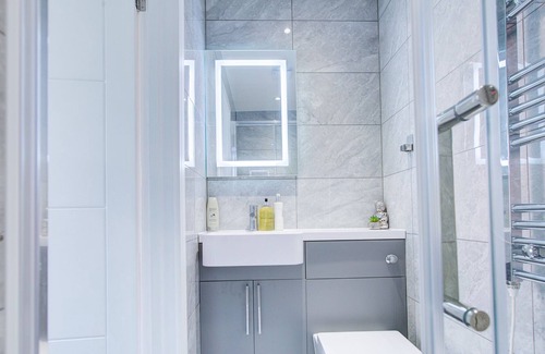 Chelmsford Apartment | Adorable Apartment Located Near Hospital