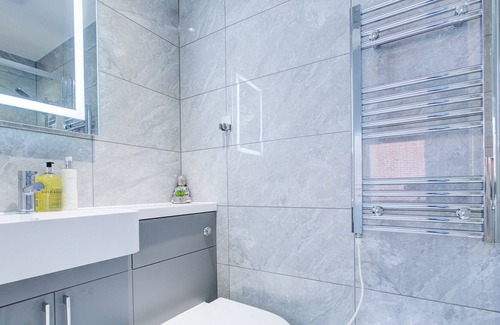 Chelmsford Apartment | Adorable Apartment Located Near Hospital