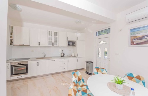 Pricelje Villa | Adriatic Pearl 3 Bedrooms