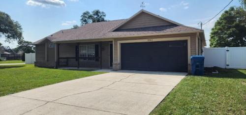 Spring Hill House | Adv. Coast: 4/2, Near Springs, Beach, Big Fenced Yard