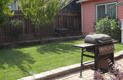 Los Gatos Cottage | Adventurer's Cabin Los Gatos