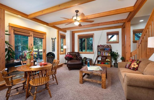 Bozeman House | Adventures From Bozeman's Perfect Location