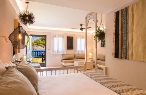 Amoopi Hotel | Aegean Village Beachfront Resort