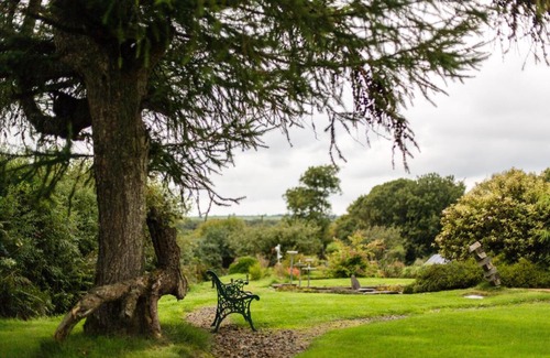 Eglwyswrw Bed & Breakfast | Ael y Bryn Luxury B&B, North Pembrokeshire