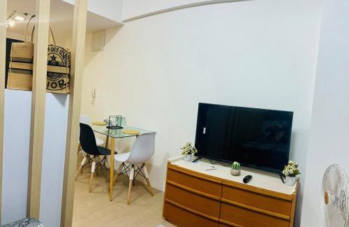 New Manila Apartment | Aerial Suite Asmara QC