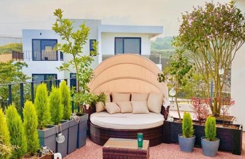 Aewol House | Aewol Marang Pension