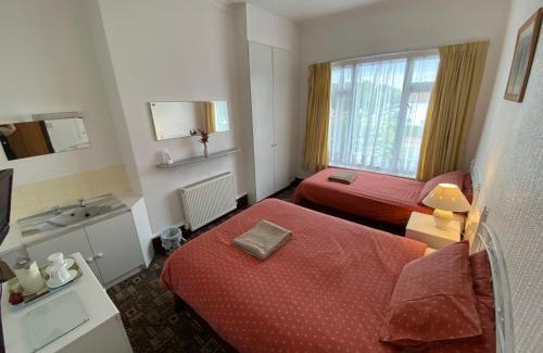 Cleethorpes House | Affordable and Comfortable Guest House by Sea