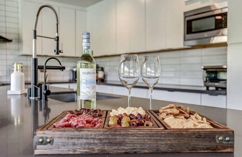 Fashion Square House | Agave - Wowzers! Heated Pool+Spa+Golf+