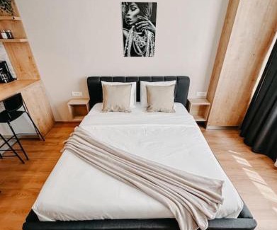Resita Apartment | AGOLL Victoria - self checkin