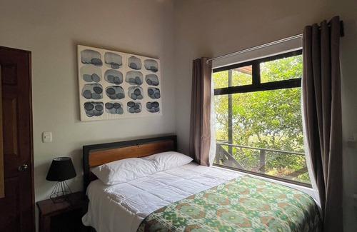 Florencia Cabin | Agradable Cabaña de Montaña - El Laurel