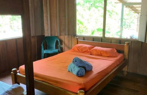 Bandera House | Agradable cabaña frente al mar