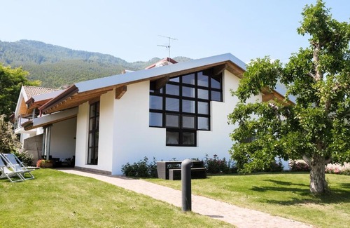 Cles Bed & Breakfast | Agritur Deromedi