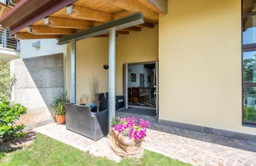 Cles Bed & Breakfast | Agritur Deromedi