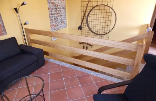 Oleggio House | Agriturismo La Farazzina