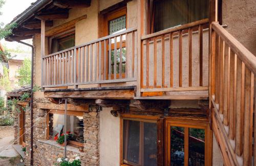 San Damiano Macra House | Agriturismo LO PUY
