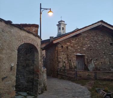 San Damiano Macra House | Agriturismo LO PUY