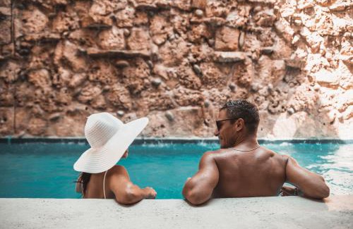 12th Street Hotel | Ahava Hotel