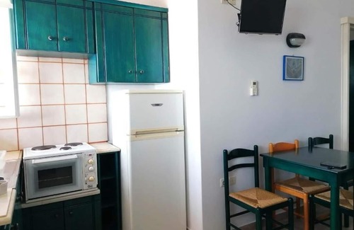 Azolimnos Apartment | AigaioView