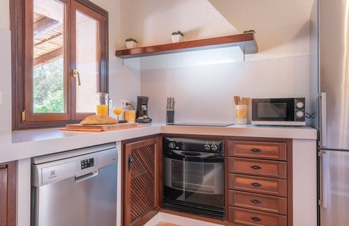 Arta Villa | Air-Conditioned Country House with Pool, Wi-Fi, Garden and Terraces; Parking Available