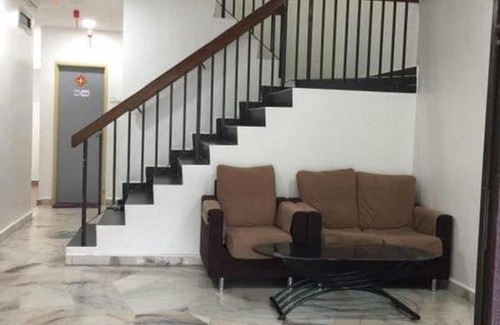 Kampung Cantik House | Air Itam 8 Rooms Comfortable Home Stay