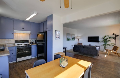 Zaferia Condo | Airy Long Beach Condo Rental: 2 Mi to Ocean!