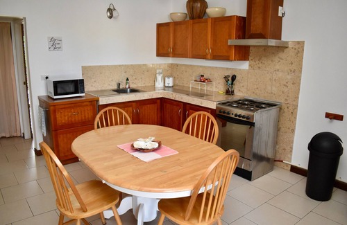 Tapere of Titikaveka Apartment | Aito1 across from Muri Beach