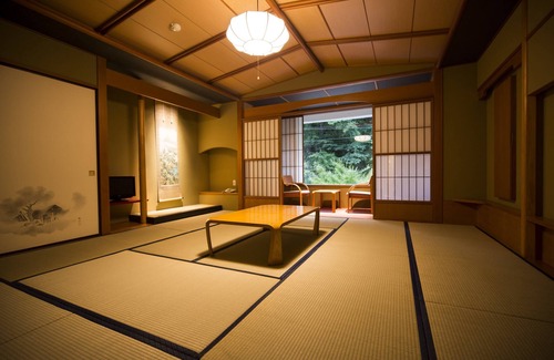 Aizuwakamatsu House | Aizu Higashiyama Onsen, Tsuki no Akari