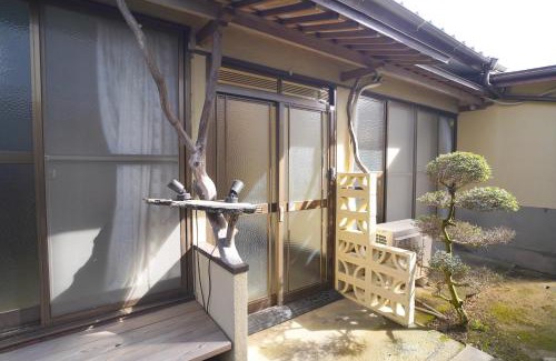 Karatsu Apartment | AKARIYA別館 ~横山邸~