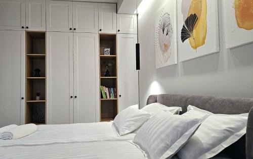 Cluj-Napoca Apartment | Akis CityChic Apartment