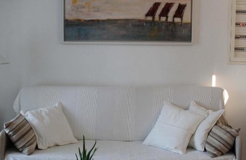 Platis Gialos House | Akrotiraki Apartments