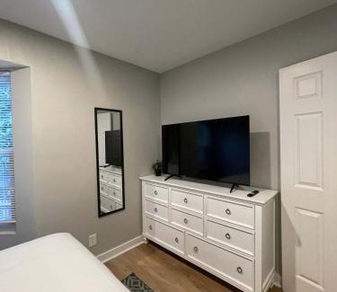 South Central Omaha Apartment | Aksarben Modern 1Bed ground level with parking