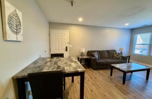 South Central Omaha Apartment | Aksarben View Gem-Near UNO