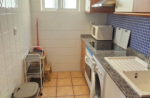 Vera Apartment | Al Andalus Residencial Piso VIC, with WIFI, first floor