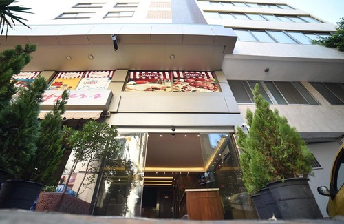 Hamra Hotel | Al Jawhara Suites