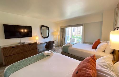 Ala Moana House | Ala Moana Hotel 13th FL R0 2Double Beds 4Person