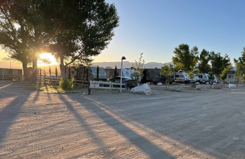 Olancha RV Rental | Alabama Hills Mt. Whitney Lakeside RV Camping Site #5